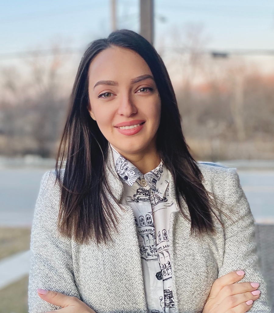 viktoria-kostadinova-headshot