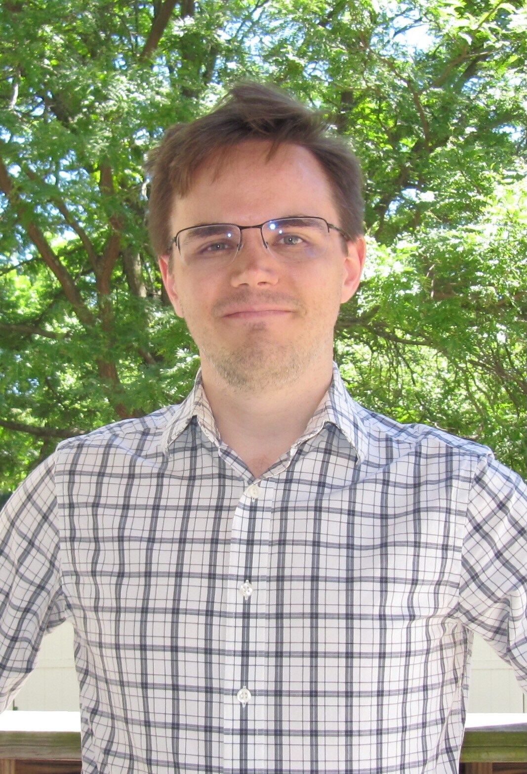 leland_headshot