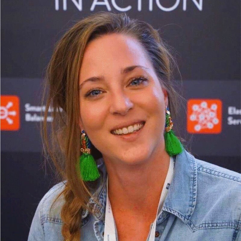 Nicoline Perné